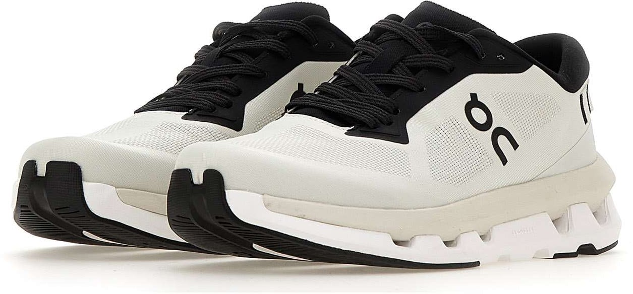 On Running Sneakers White Wit
