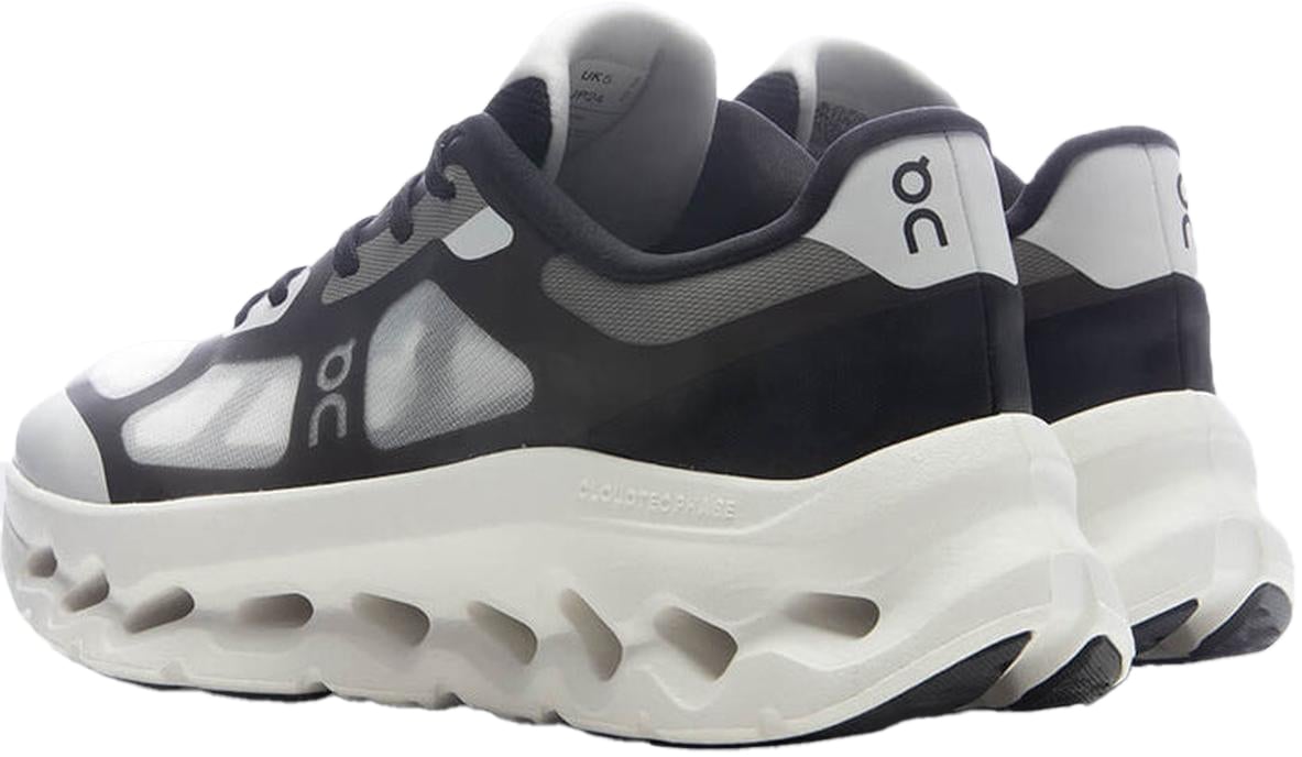 On Running Dames Cloudtilt Remix 1 Zwart