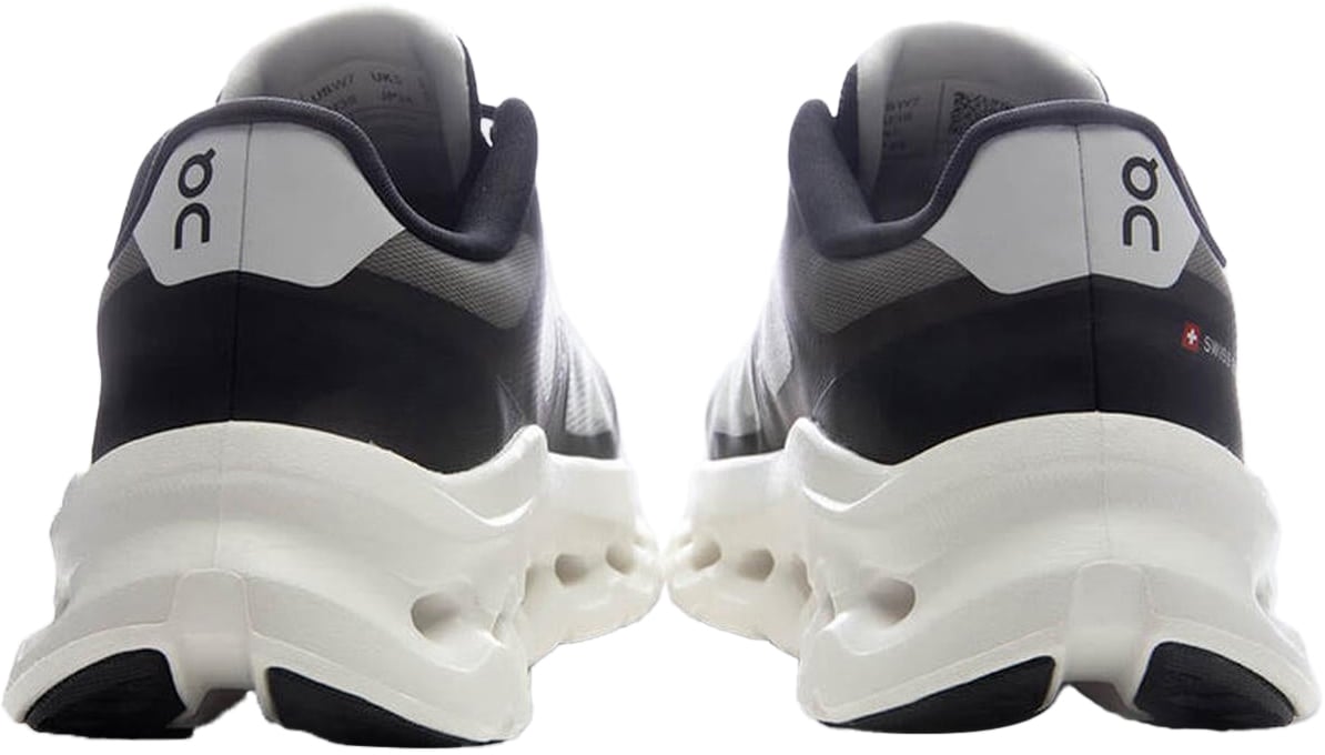 On Running Dames Cloudtilt Remix 1 Zwart