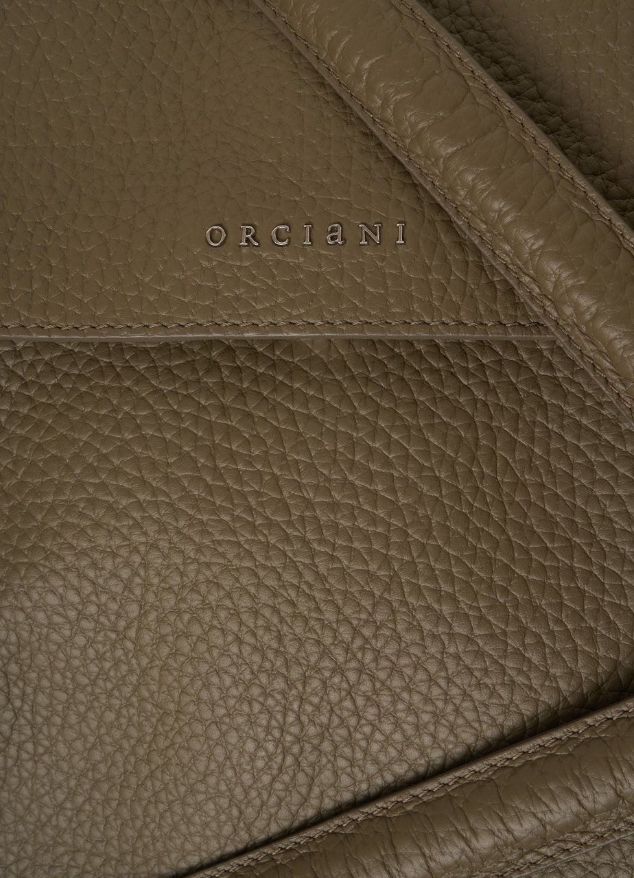 Orciani Grained leather shoulder bag Groen