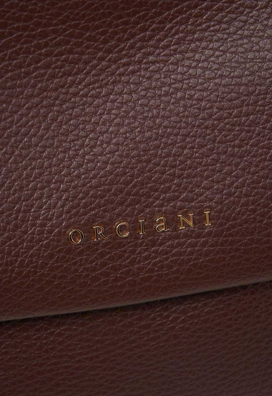 Orciani Grained leather shoulder bag Bruin