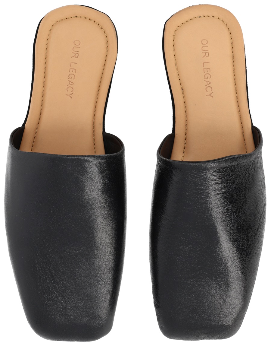 Our Legacy Cigar Square Toe Closed Slipper Mules Grijs