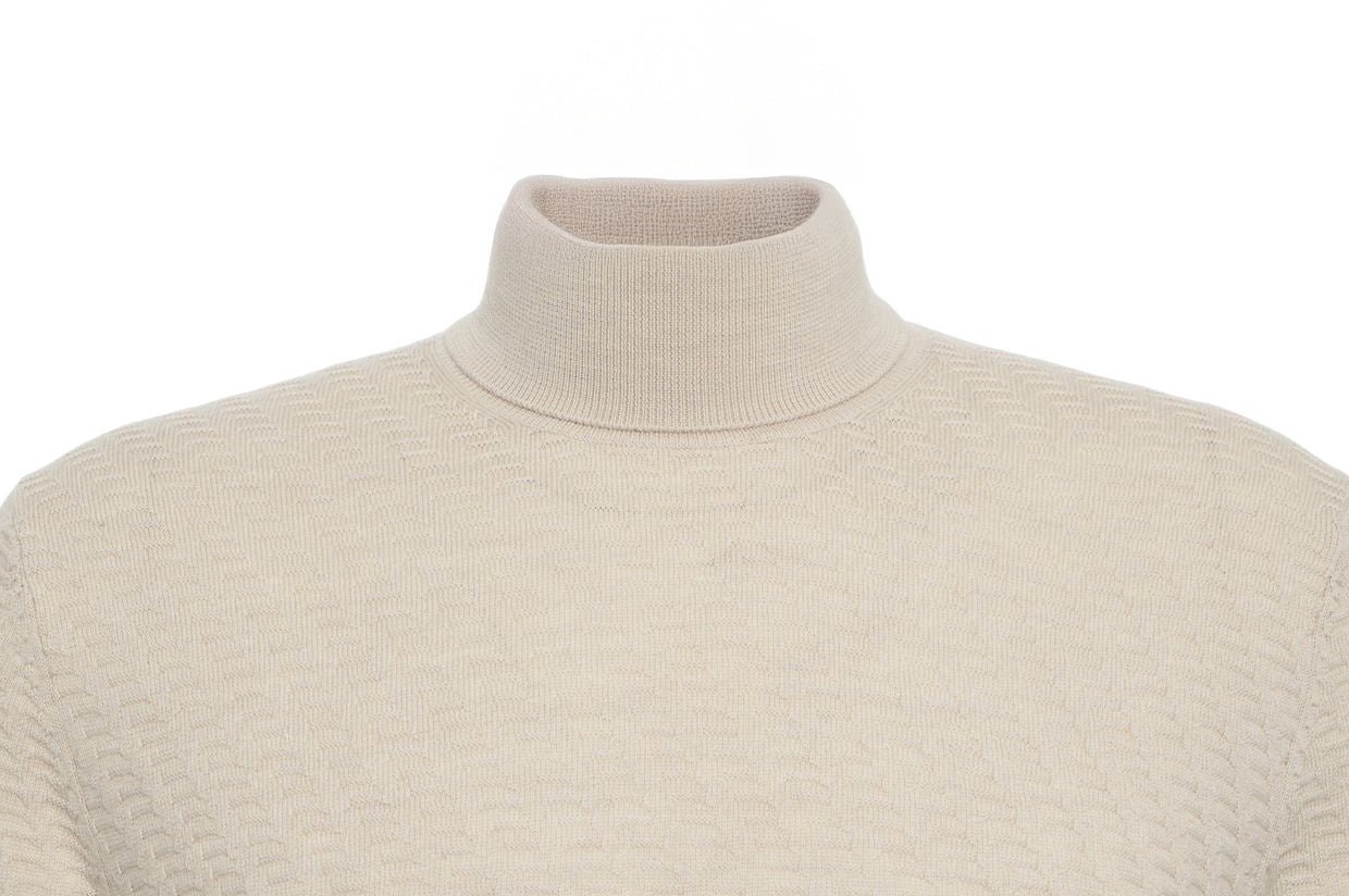 Paolo Pecora Virgin wool turtleneck sweater Beige