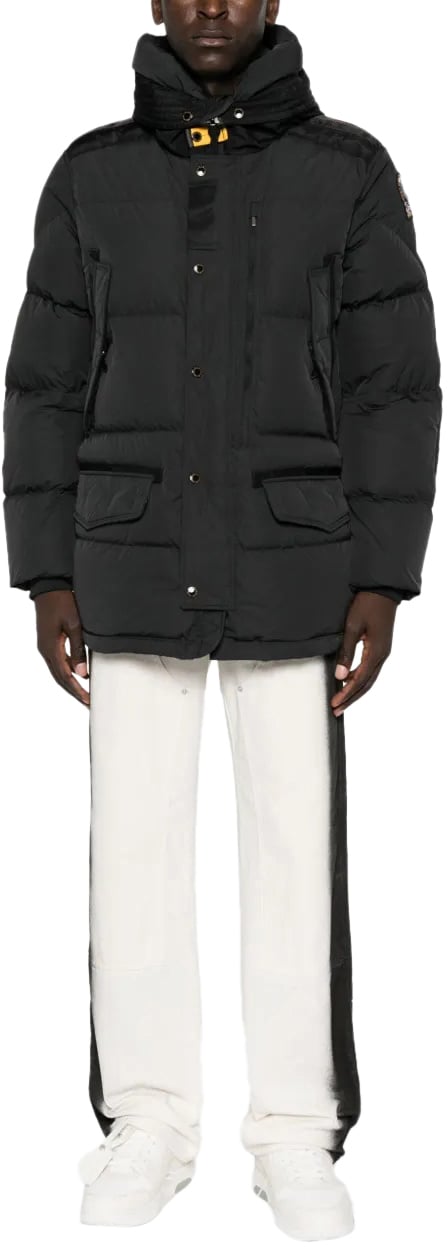 Parajumpers harraseeket divers Divers