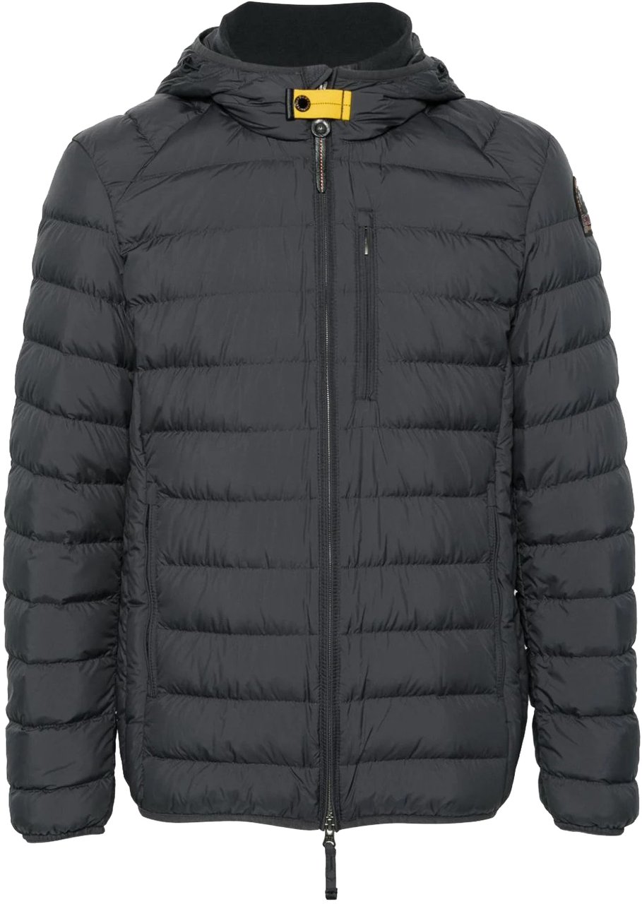 Parajumpers last minute divers Divers