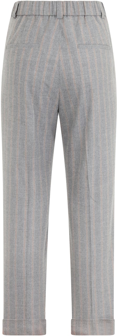 Peserico Elegant gray trousers with a pinstripe pattern ideal for any occasion. Grijs