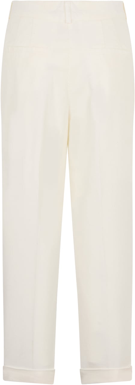 Peserico White pants with a straight cut, comfortable and versatile. Wit