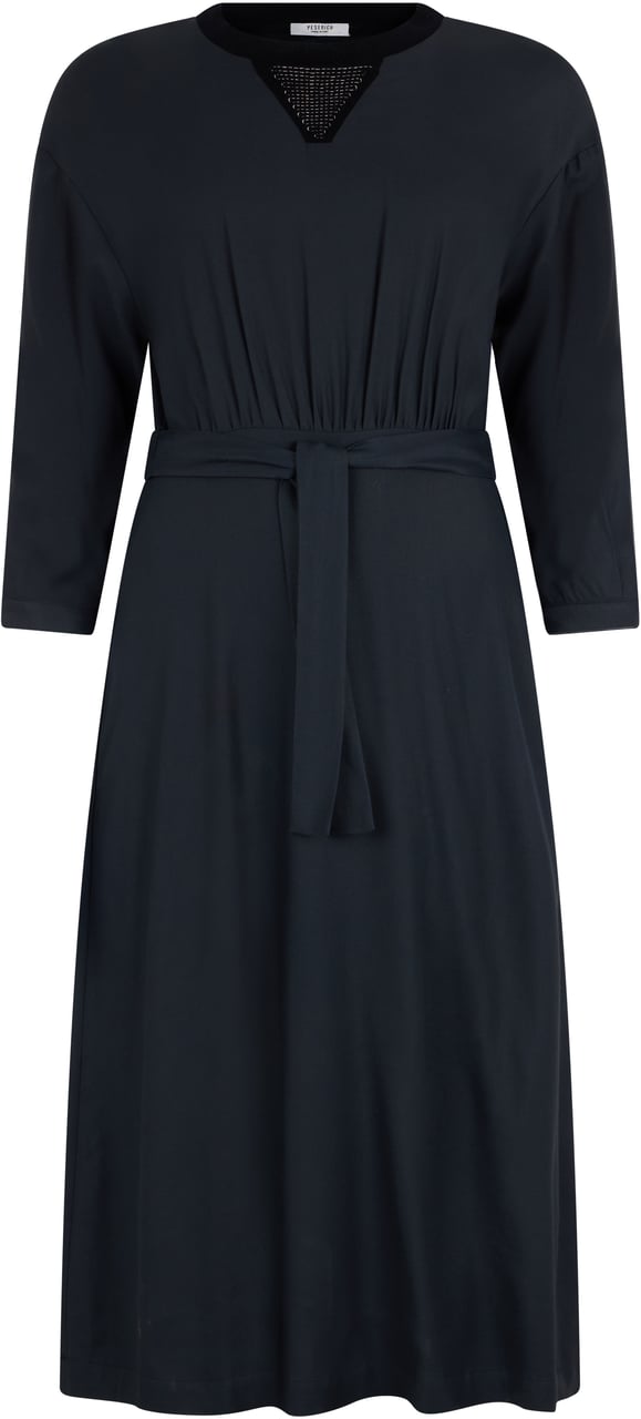 Peserico Elegant long black dress with integrated belt. Zwart