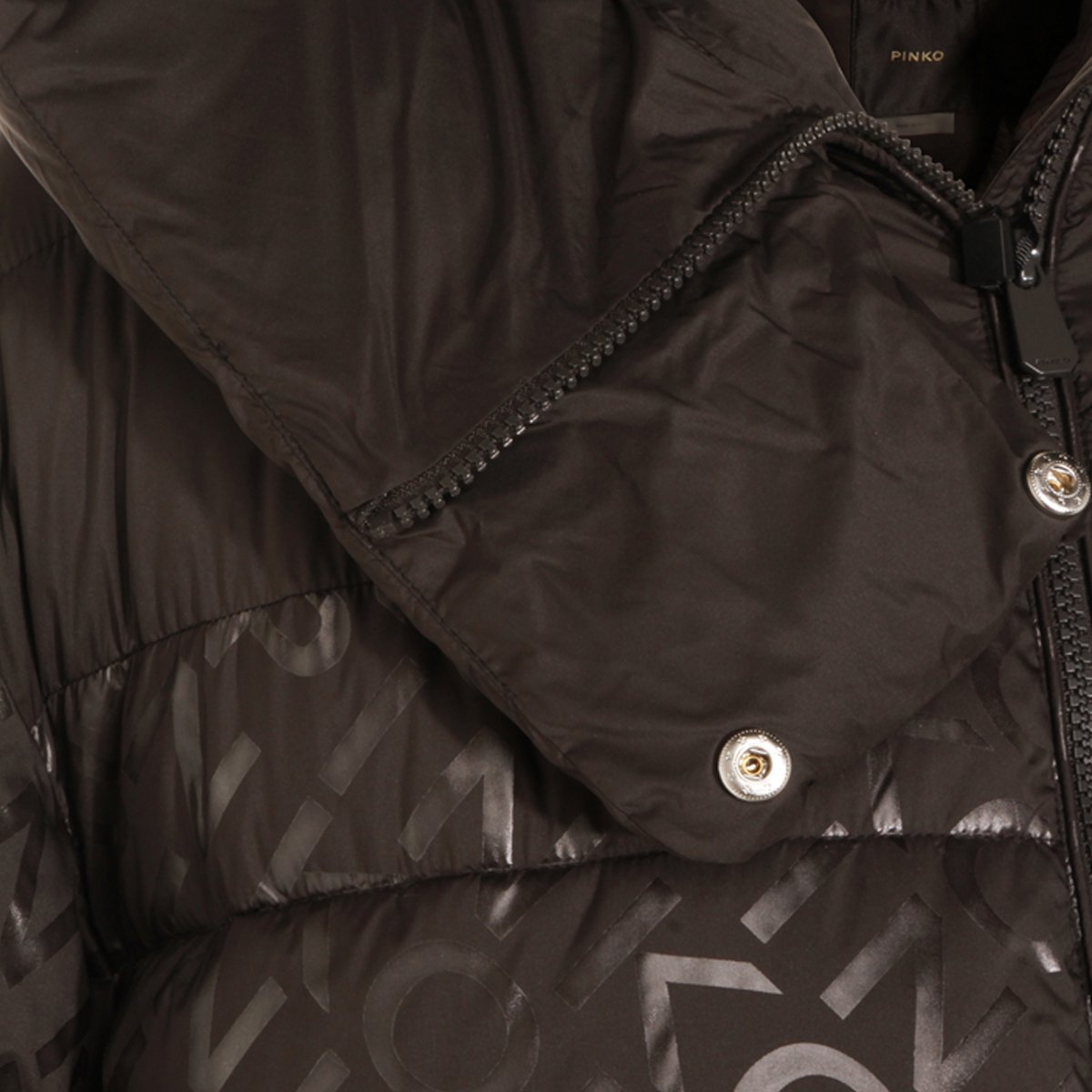 Pinko Long Padded Coat With Quilted Design And Glossy Monogram Zwart
