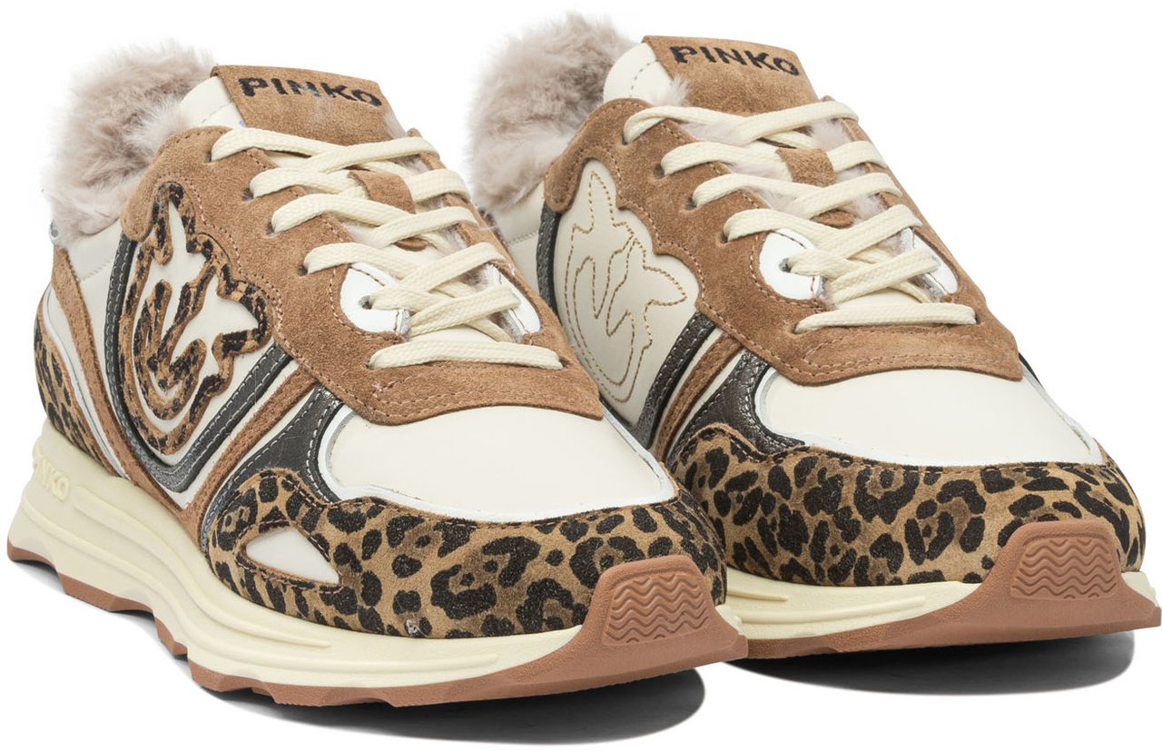 Pinko Sneakers & Slip-On Beige