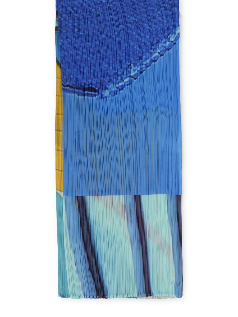 Pleats Please City Collage Madame-T Pleated Scarf Blauw