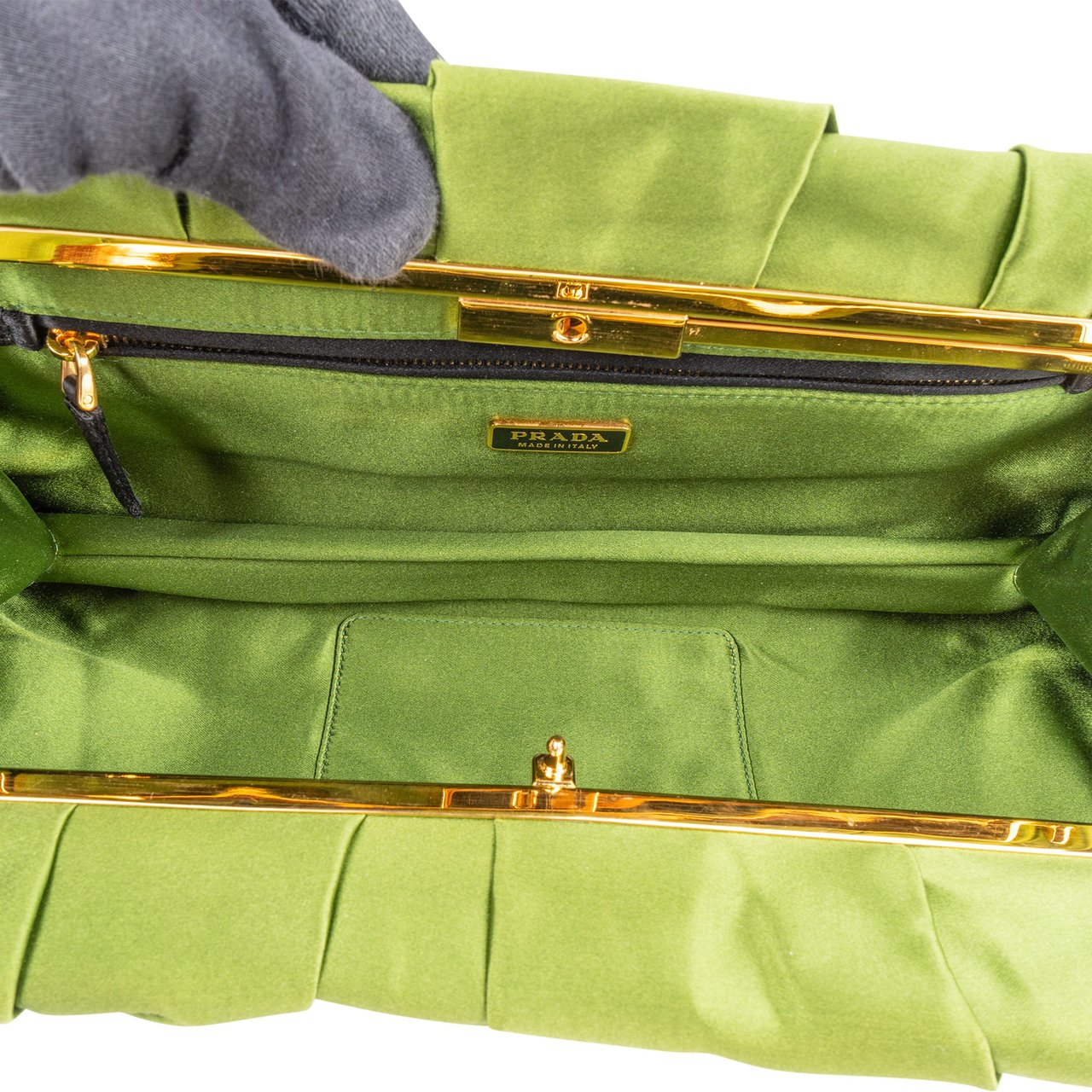 Prada Prada Pleated Felce Satin Pochette Accessoires Clutch Groen