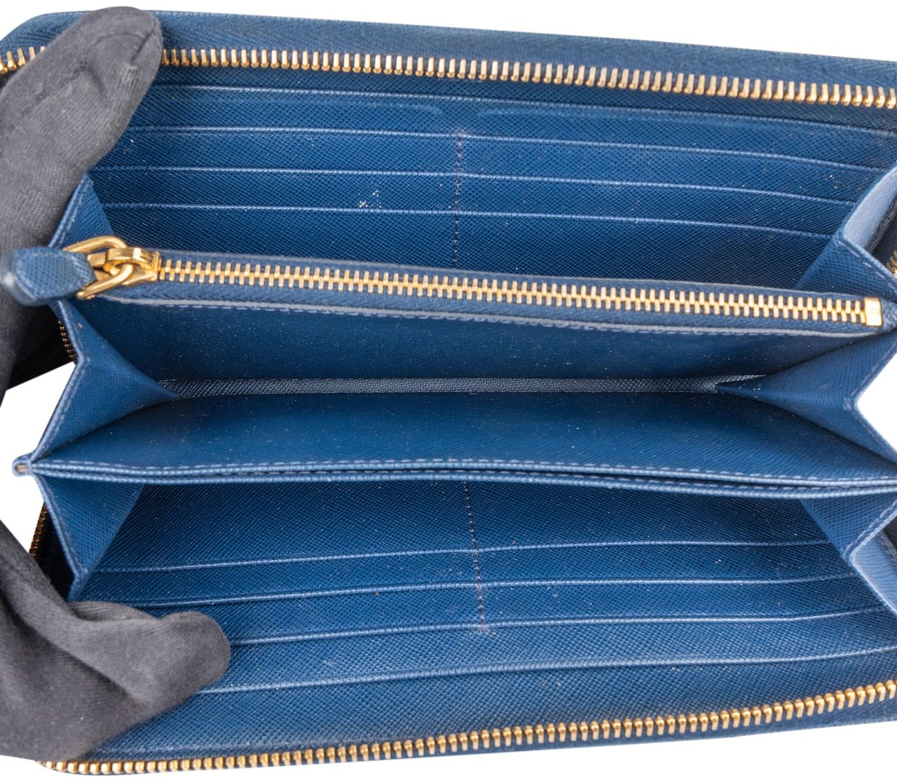 Prada Prada Saffiano Fiocco Leather Zip Around Wallet Blauw