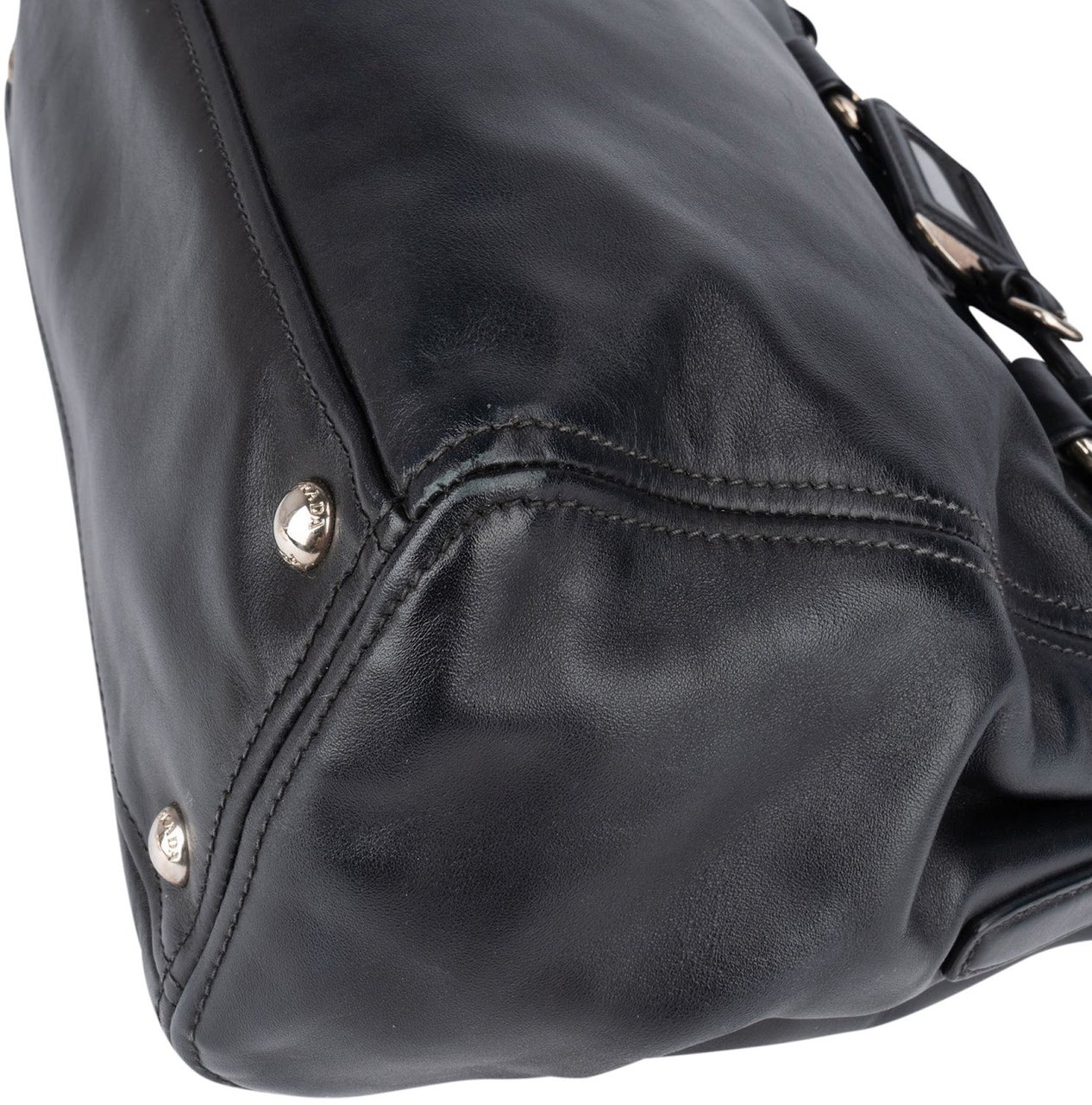 Prada Prada Black Leather Vitello Double Zip Handbag Zwart