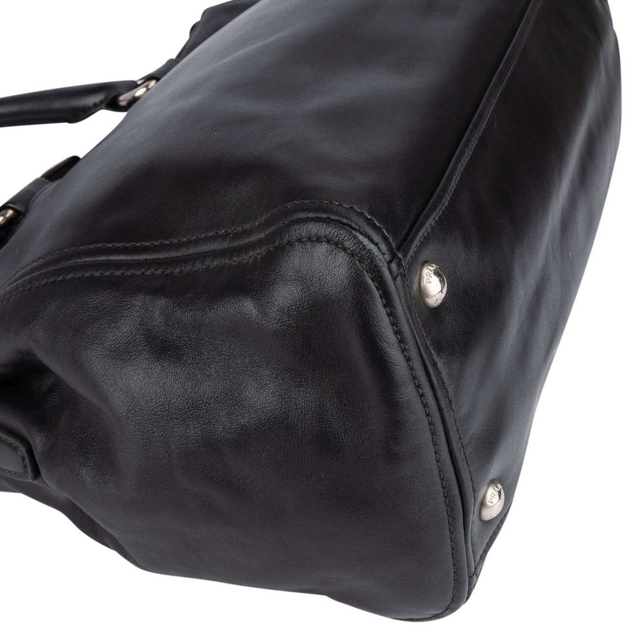 Prada Prada Black Soft Leather Vitello Double Zip Handbag Zwart