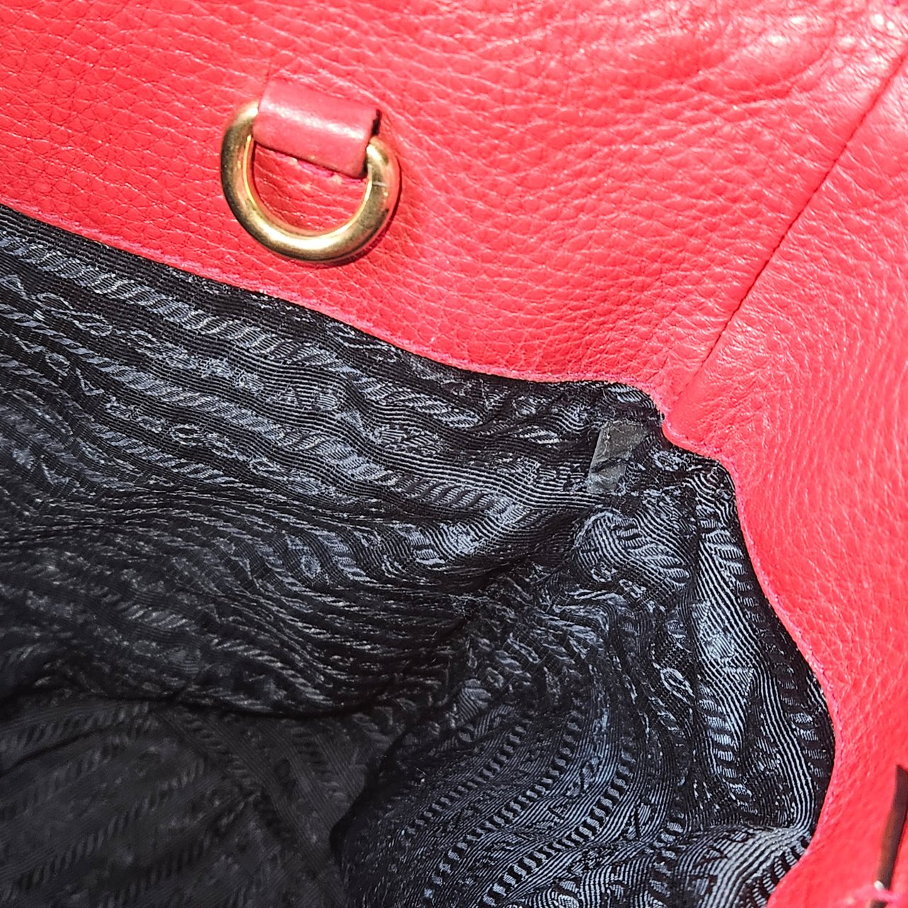 Prada Prada Red Calf Vitello Handbag Rood