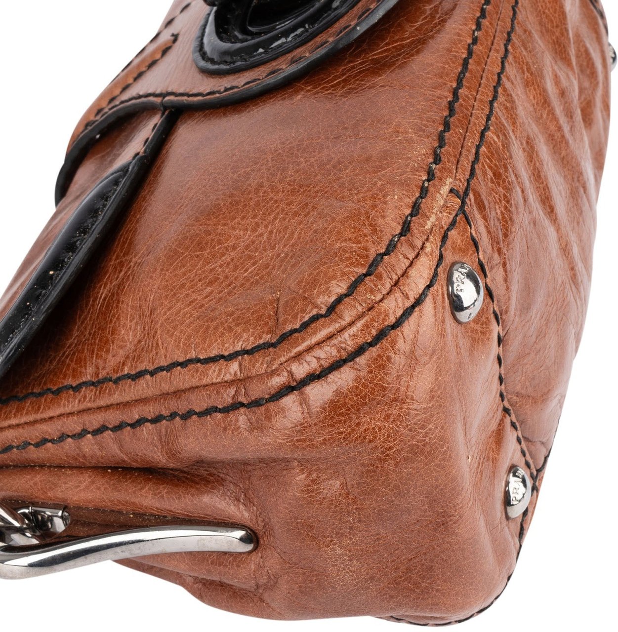 Prada Vitello Antic Chain Shoulder Bag Bruin