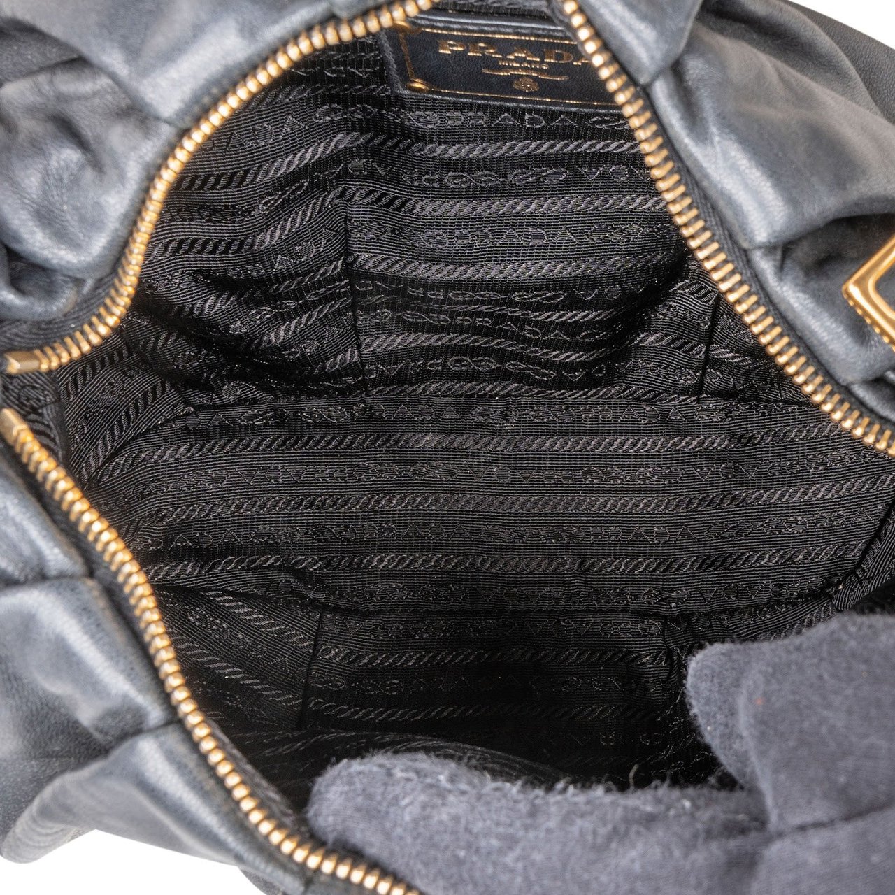 Prada Prada Black Nappa Gauffre Chain Shoulder Bag Zwart