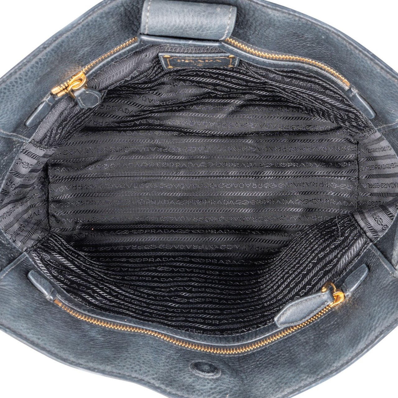 Prada Prada Vitello Daino Leather Shoulder Bag Blauw