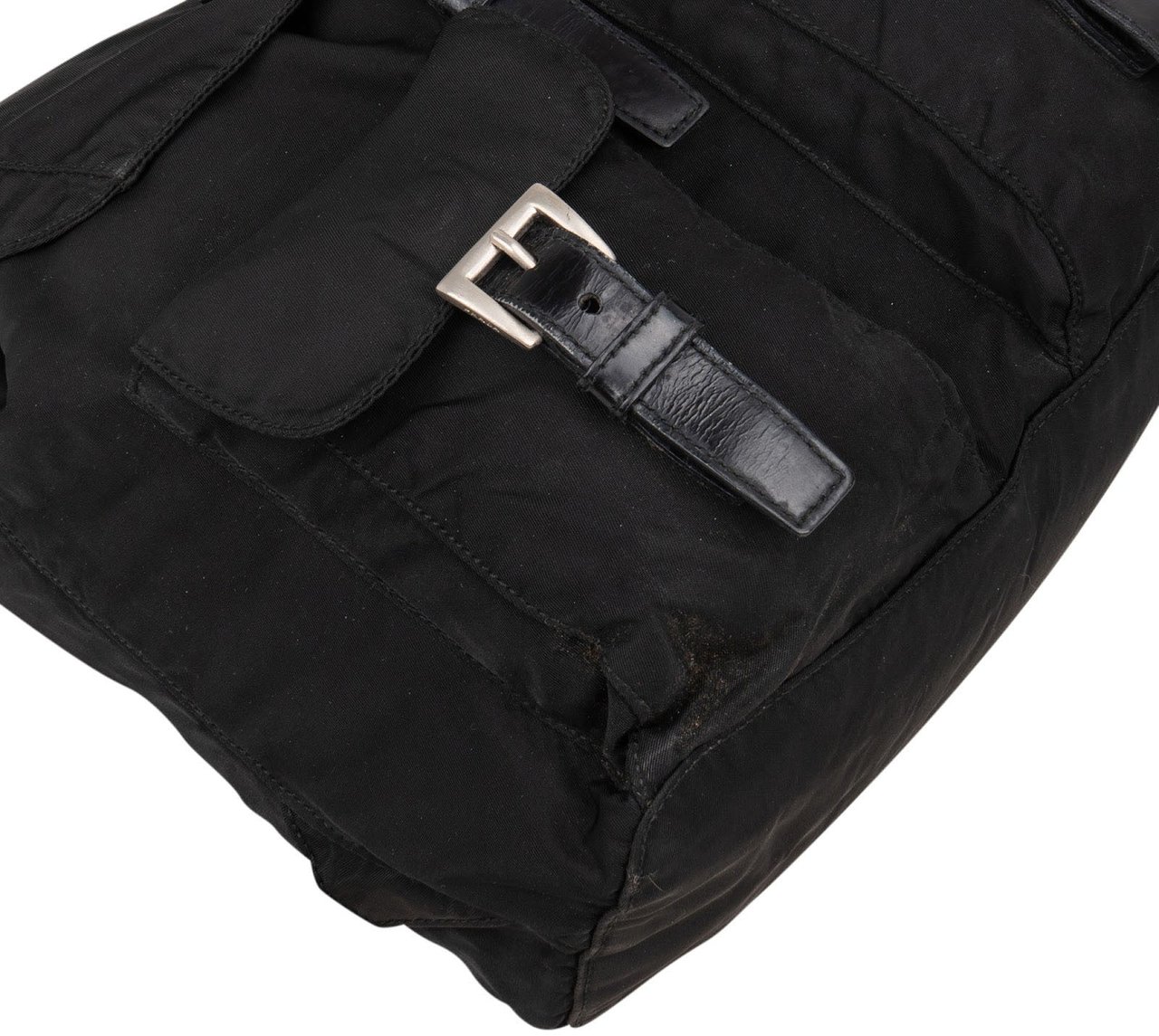 Prada Prada Nylon Triangle Vela Backpack Zwart