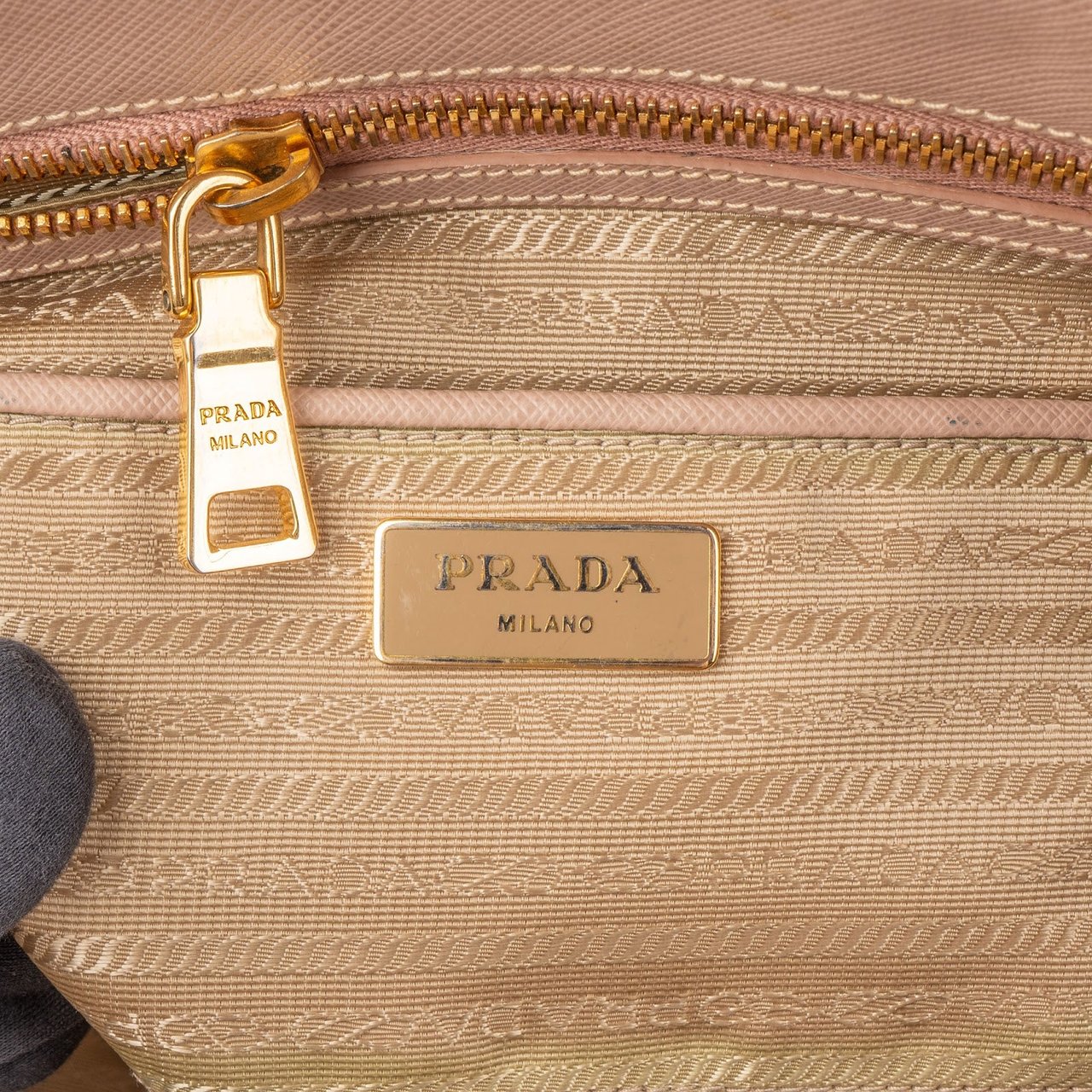 Prada Prada Rose Saffiano Leather Galleria Handbag Rood