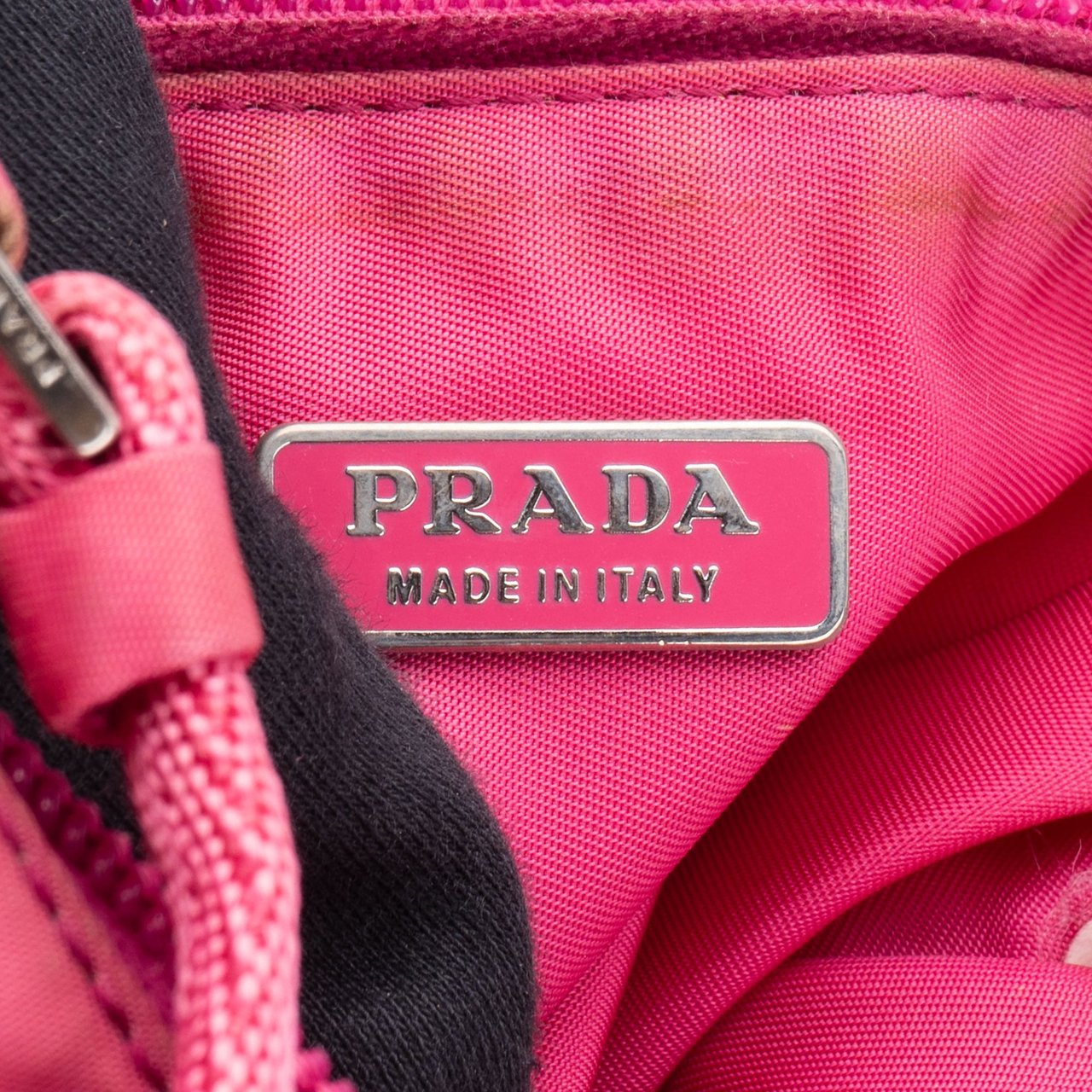 Prada Prada Pink Nylon Triangle Handbag Roze