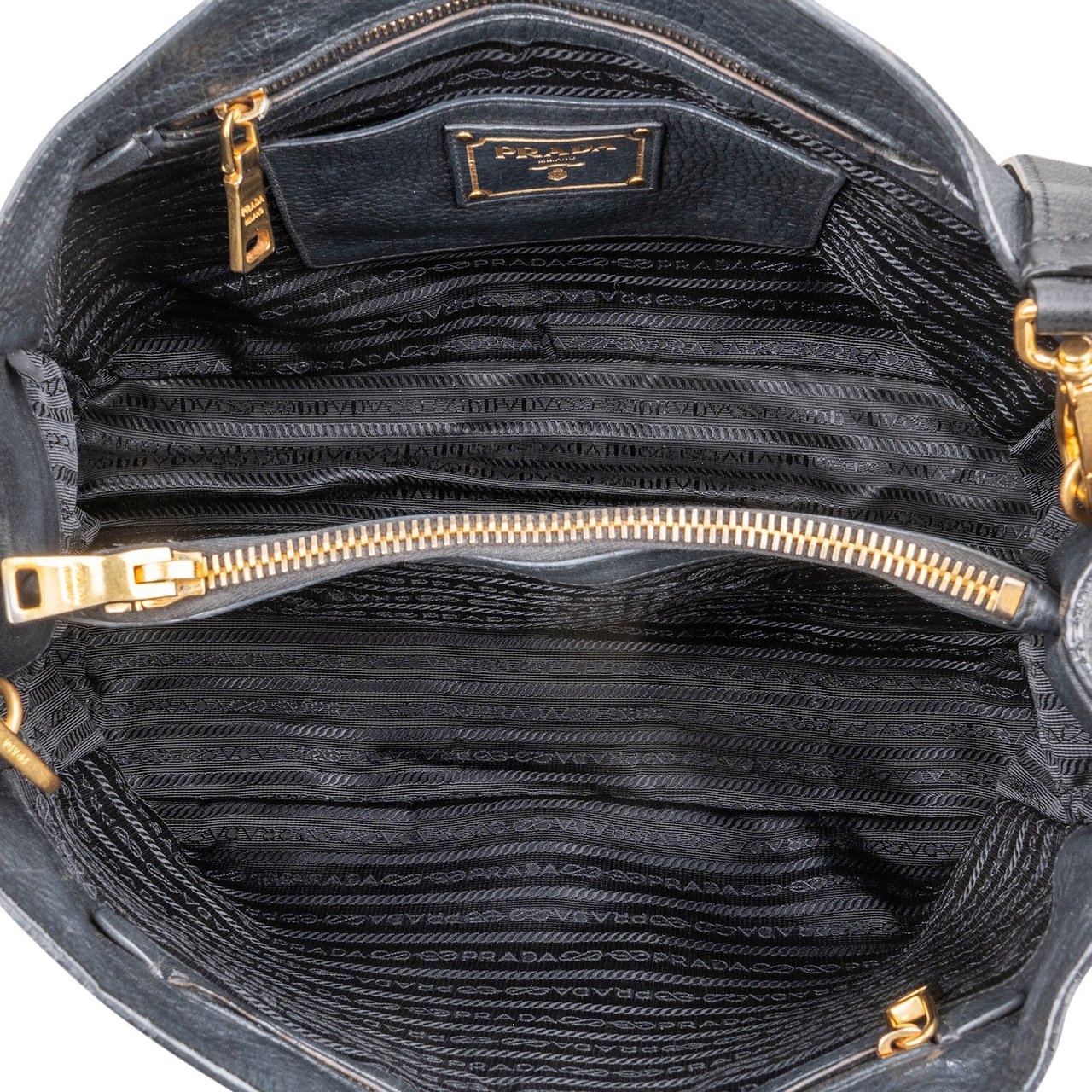 Prada Prada Soft Calfskin Galleria Handbag Zwart