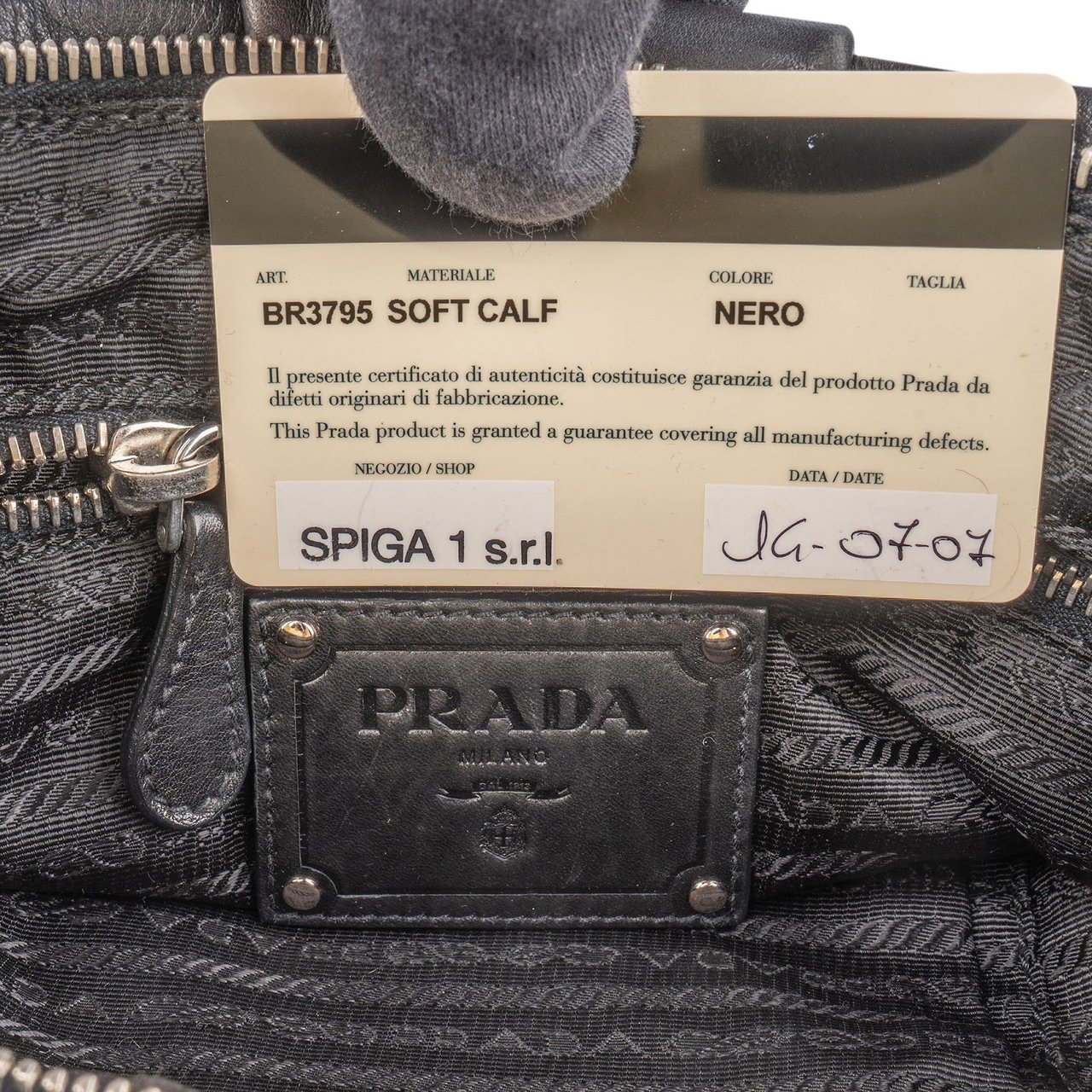 Prada Prada Nappa Leather Gaufre Hobo Shoulder Bag Zwart