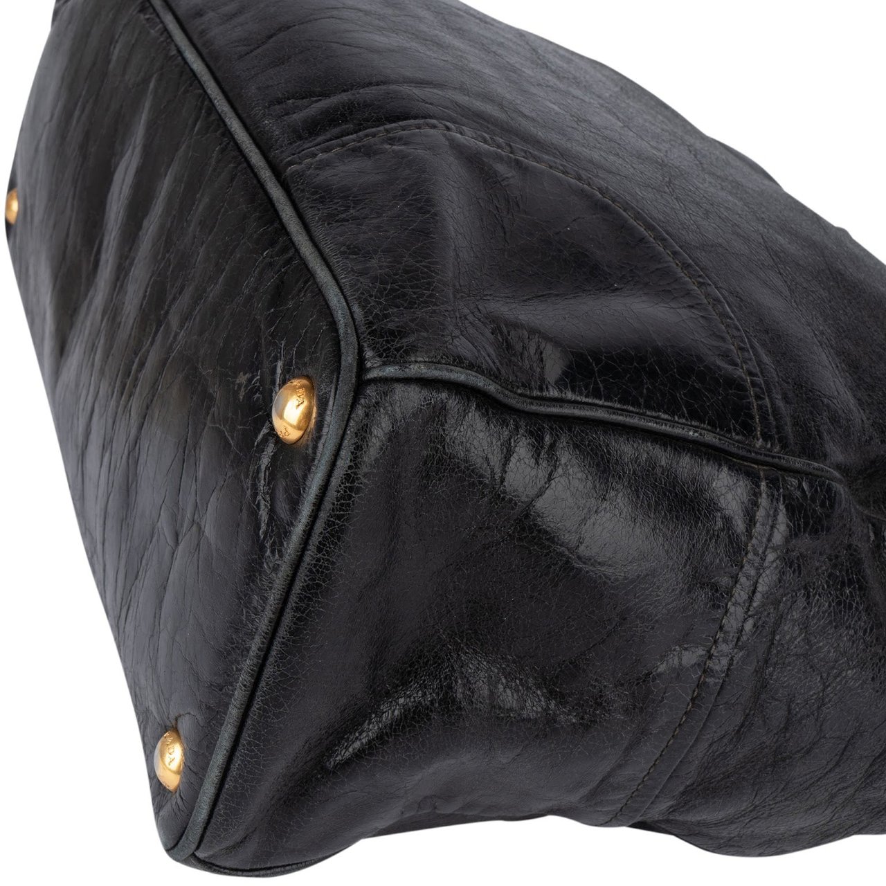 Prada Prada Vitello Shine Leather Handbag Zwart