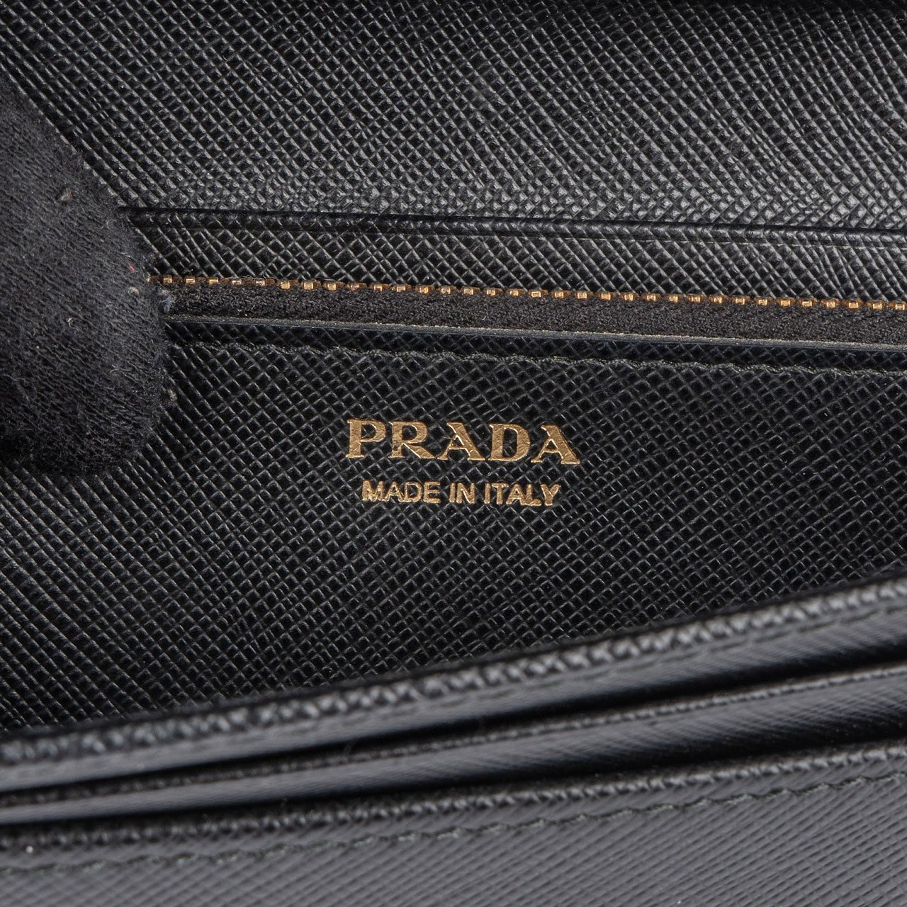 Prada Prada Saffiano Leather Continental Wallet Zwart