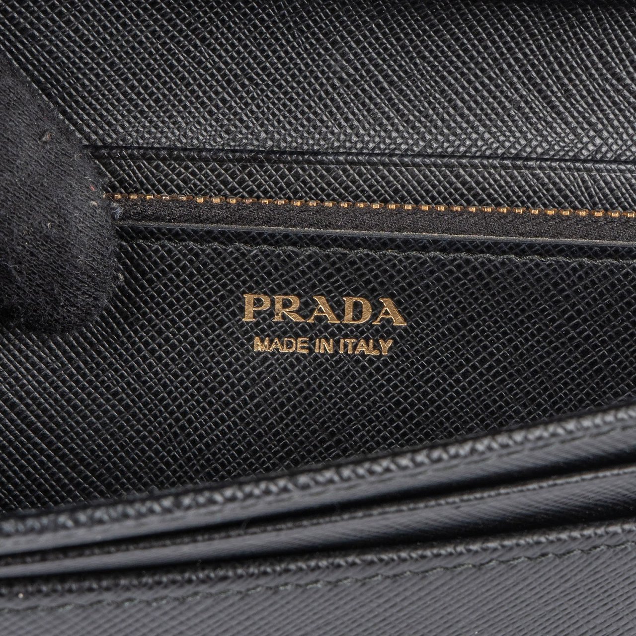 Prada Saffiano Leather Continental Wallet Zwart