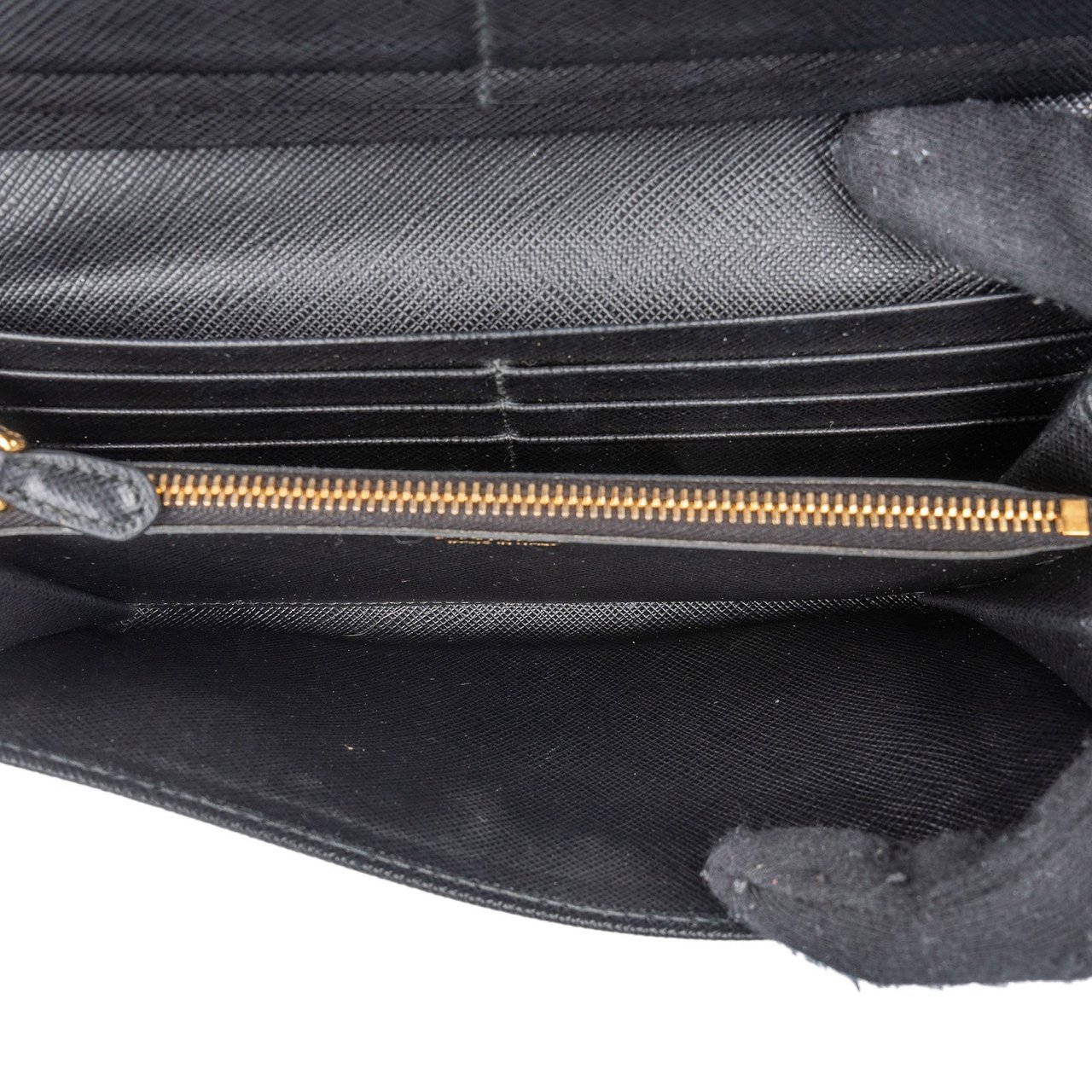 Prada Saffiano Leather Continental Wallet Zwart