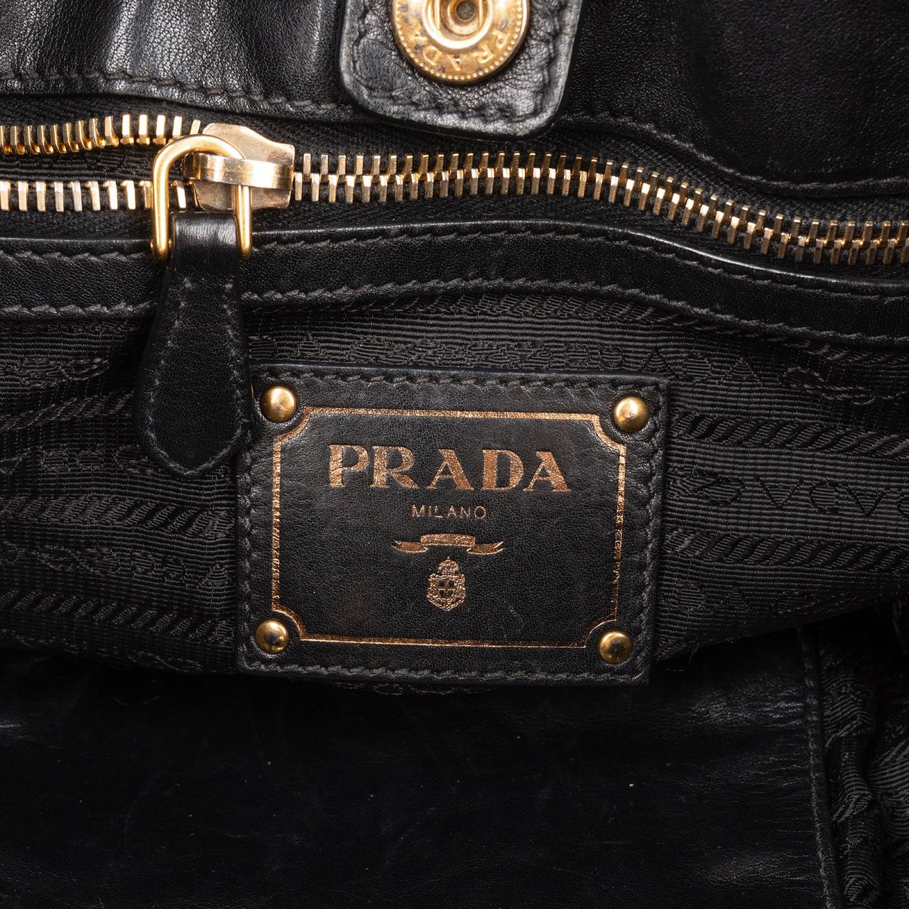 Prada Prada Classic Leather Gaufre Satchel Handbag Zwart