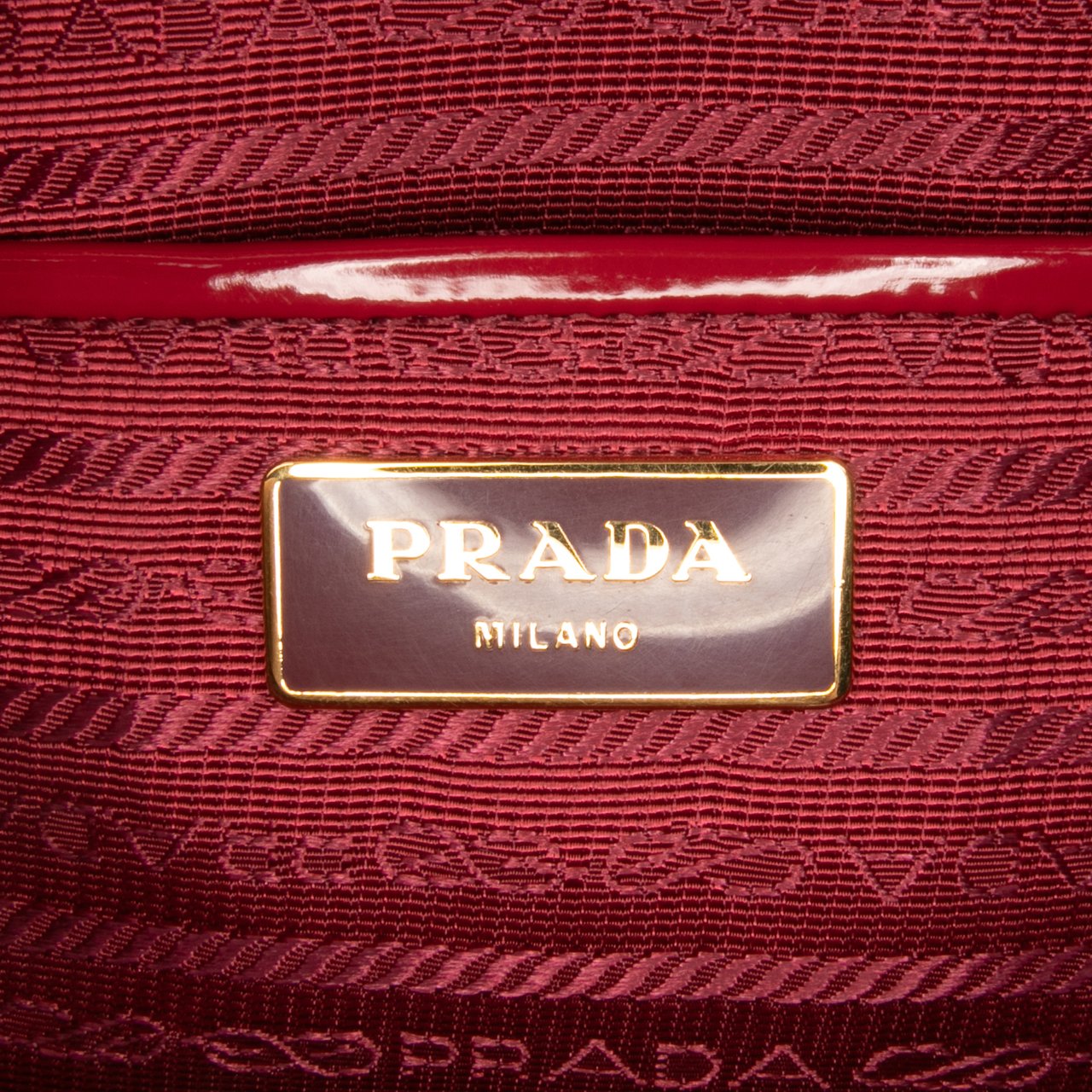 Prada Large Spazzolato Promenade Satchel Rood