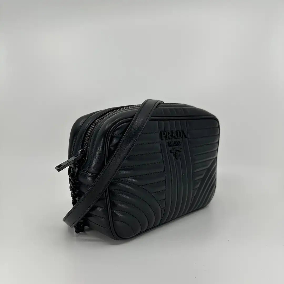 Prada Prada Camera Bag All Black Edition / very good Zwart