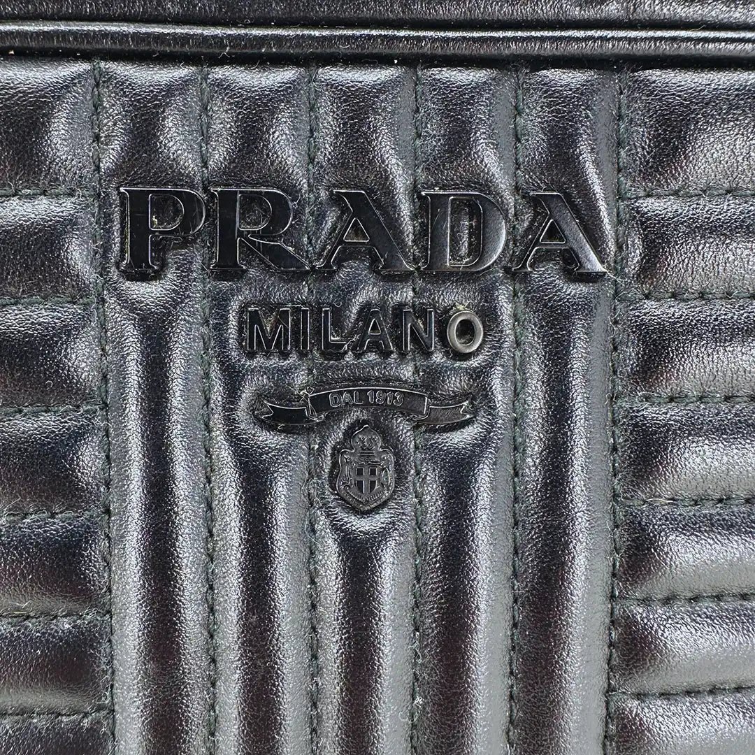 Prada Prada Camera Bag All Black Edition / very good Zwart