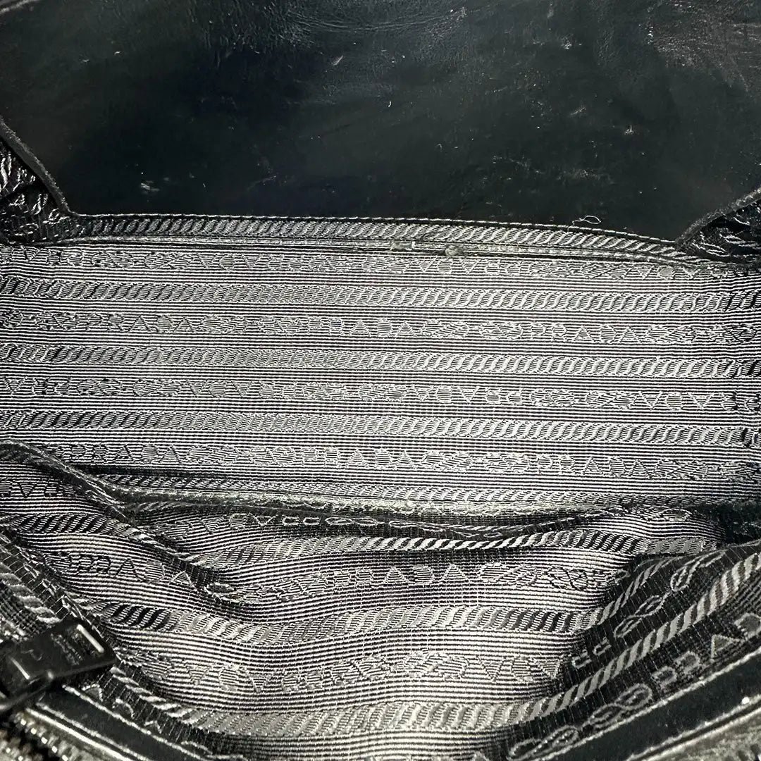 Prada Prada Camera Bag All Black Edition / very good Zwart