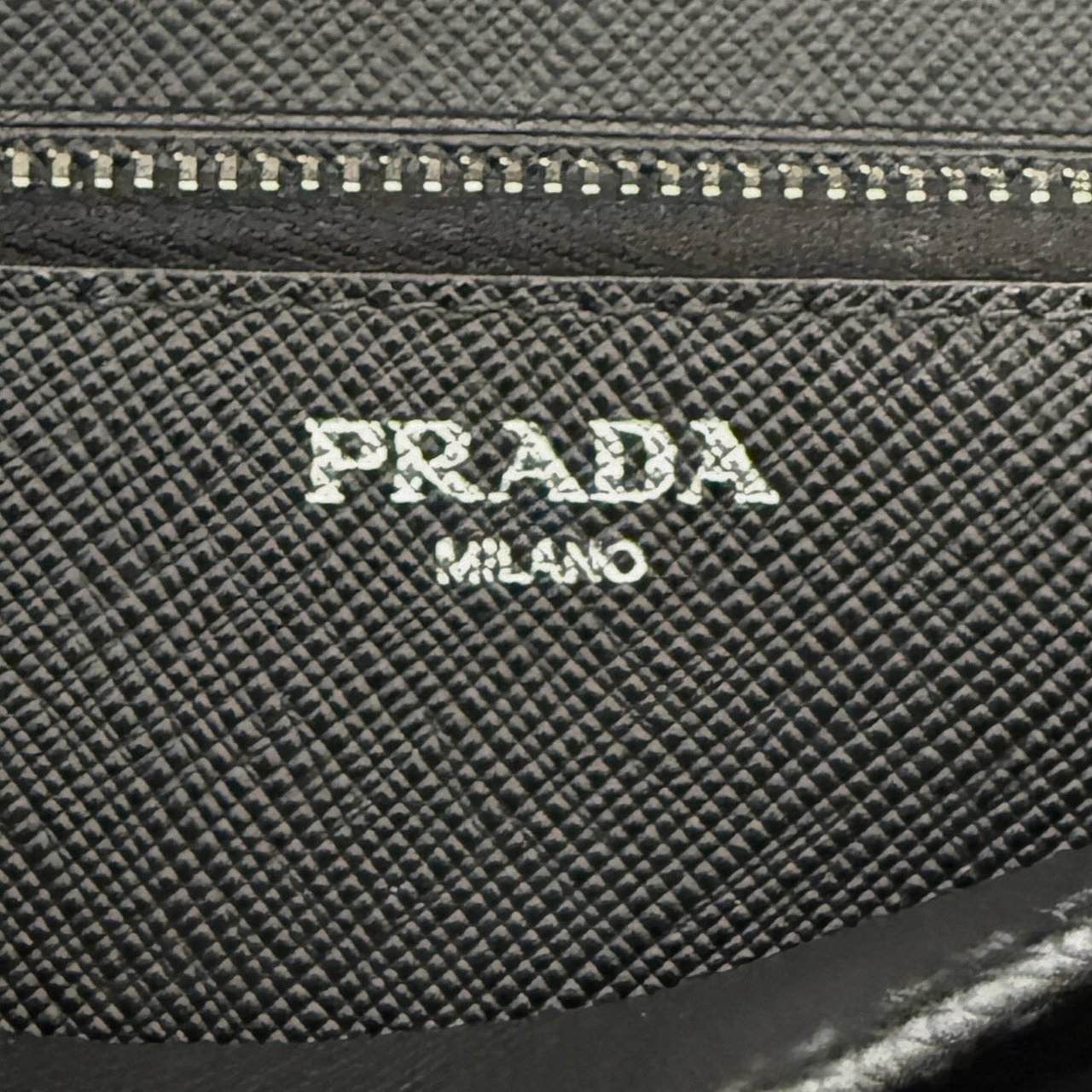 Prada Prada Geldbörse aus Nylon und Saffiano-Leder Schwarz Fullset / sehr gut Zwart