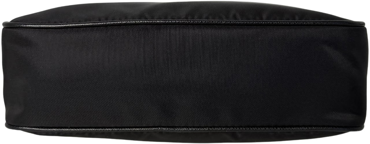 Prada Prada Re-Edition 2005 aus Re-Nylon Schwarz Fullset 2023 / neuwertig Zwart