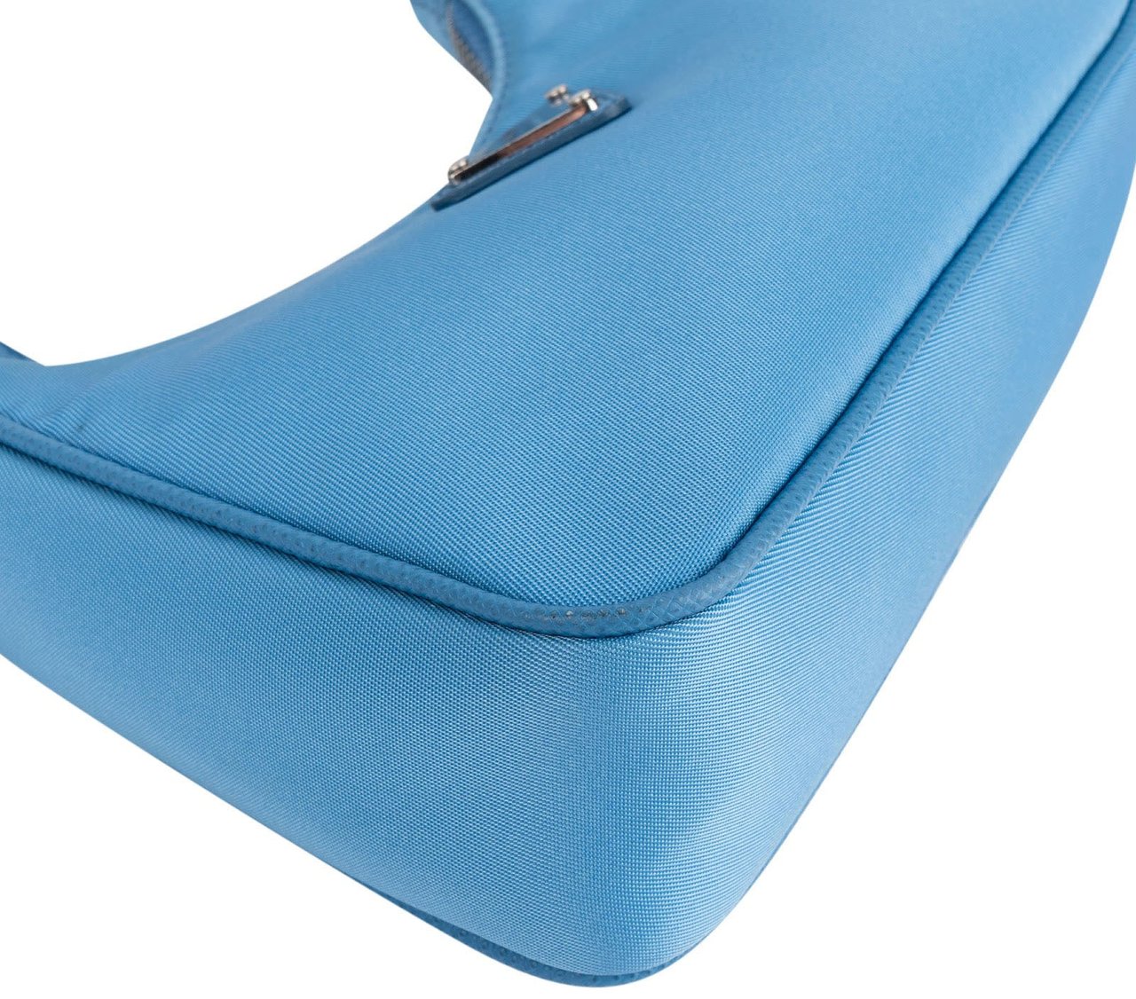 Prada Prada Blue Nylon Triangle Re-Edition Crossbody Bag Lichtblauw