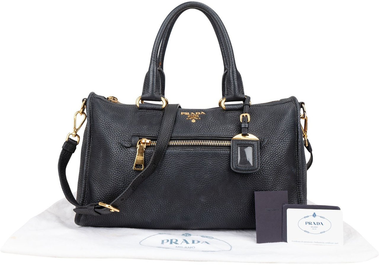 Prada Prada Black Leather Vitello Daino Handbag Zwart