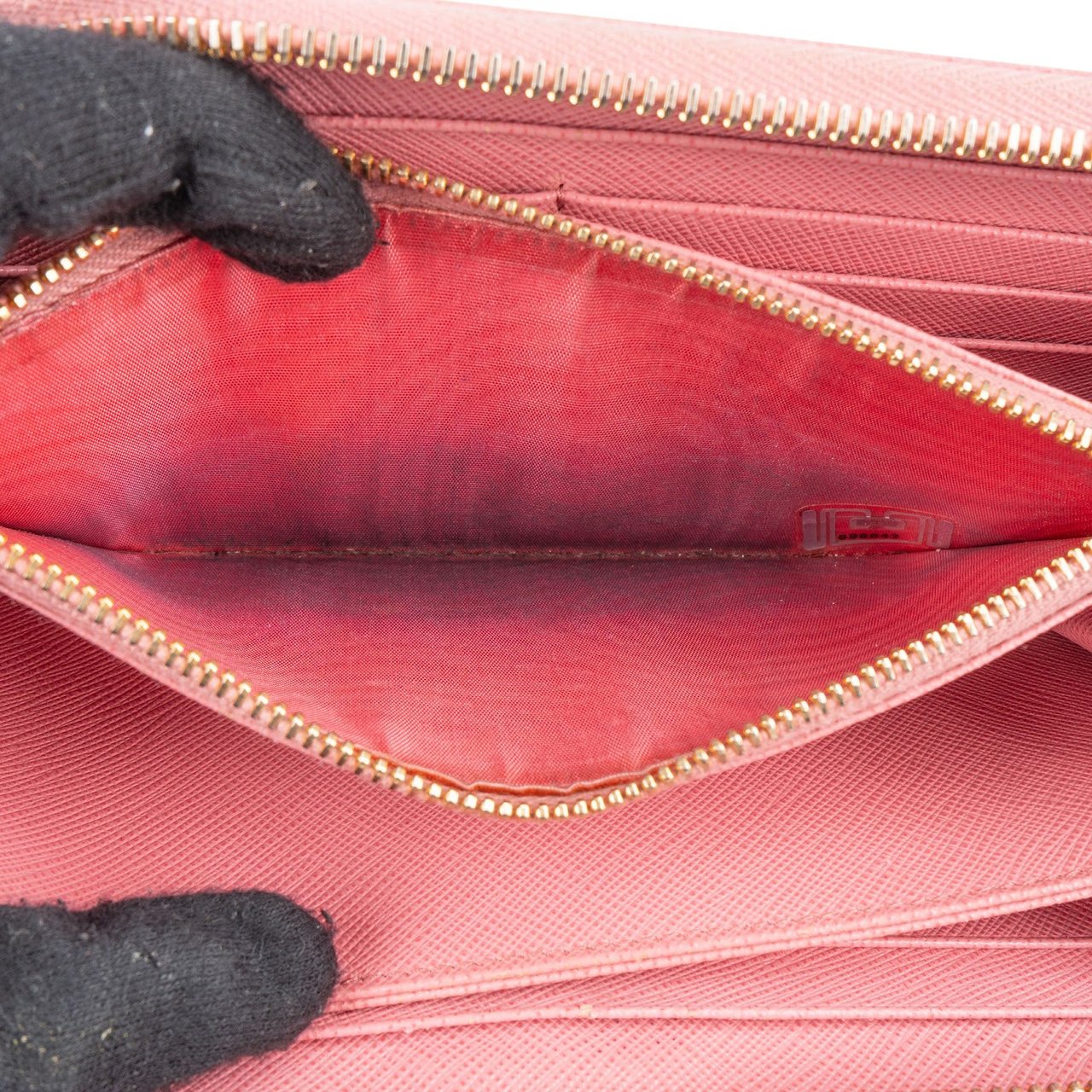 Prada Saffiano Leather Zip Around Wallet Rood