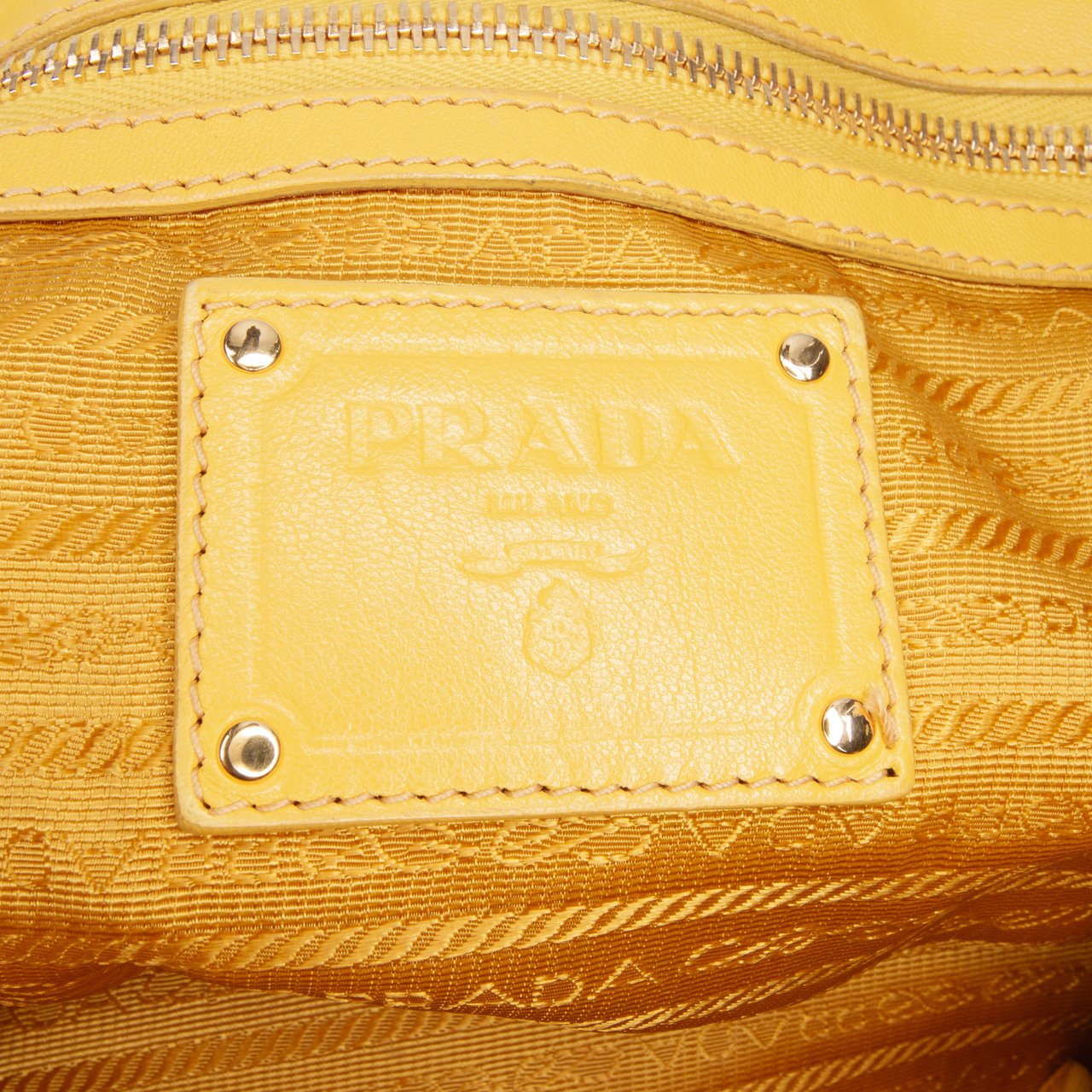 Prada Vernice Gaufre Chain Tote Geel