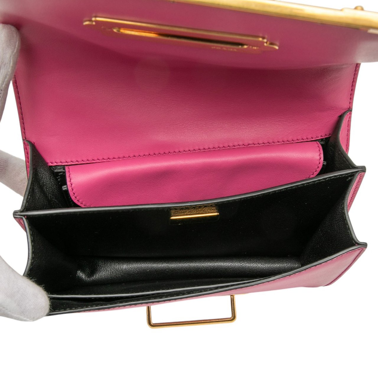 Prada Saffiano Trimmed City Calf Cahier Crossbody Roze