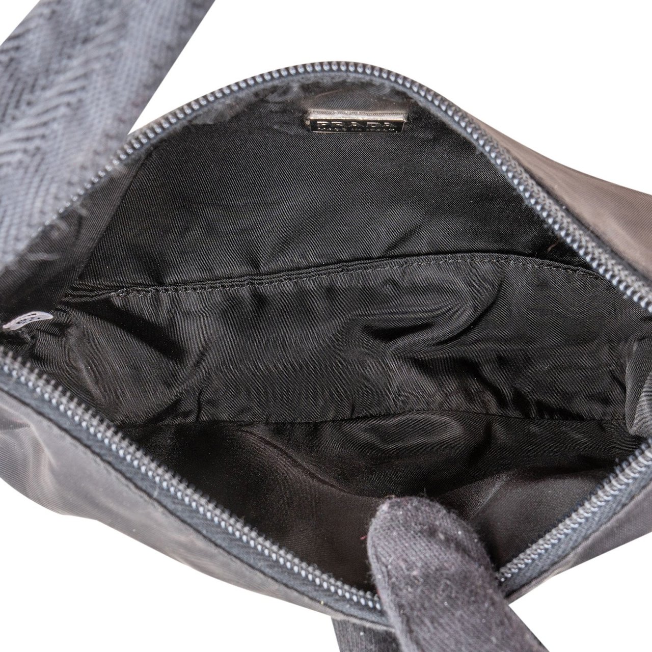 Prada Prada Nylon Triangle Vintage Re-Editon Handbag Zwart