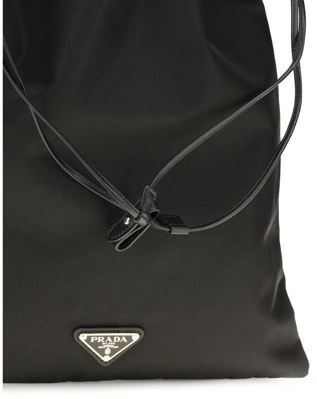 Prada Black Recycled Polyamide Drawstring Shoulder Bag Zwart
