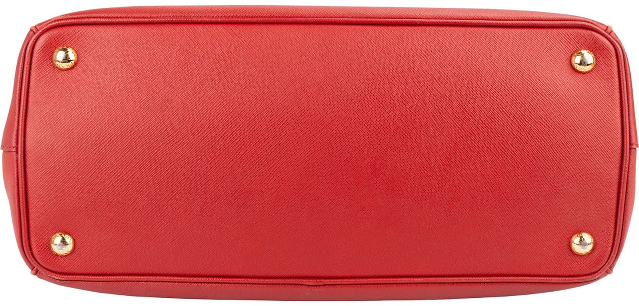 Prada Rouge Saffiano Leather Galleria Handbag Rood