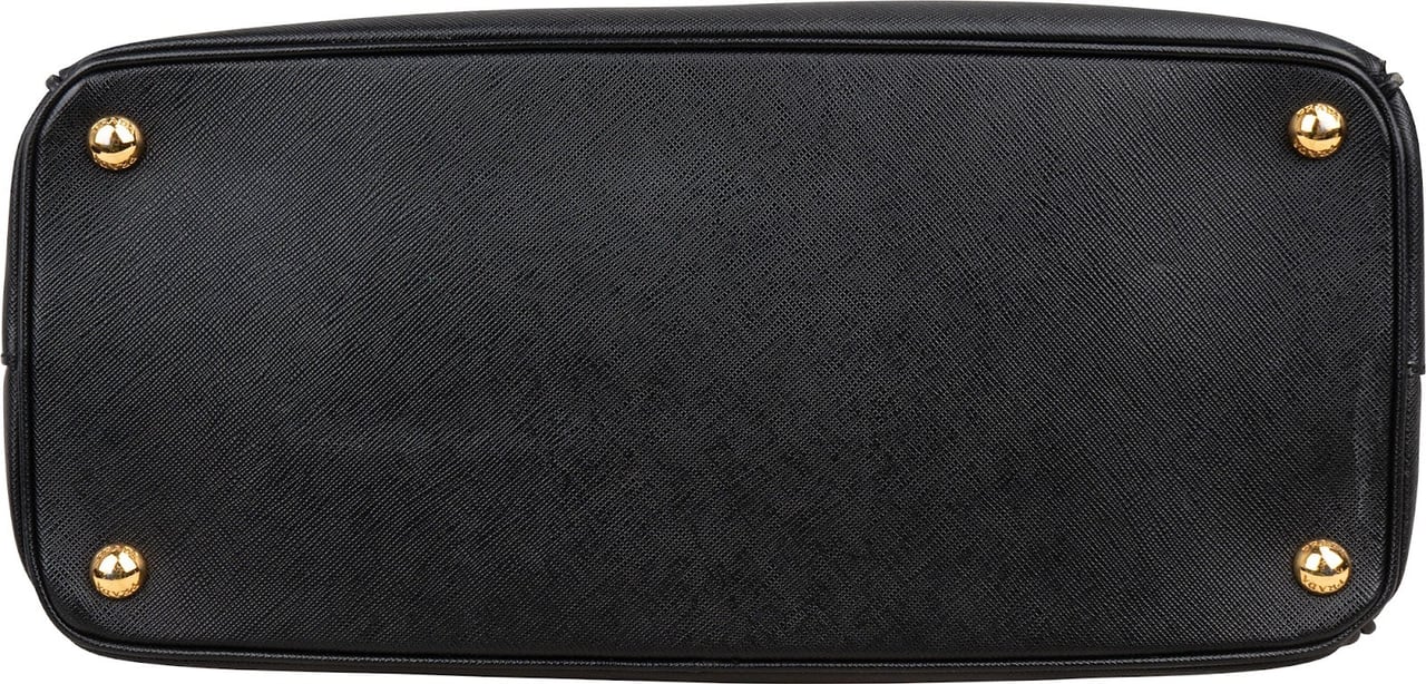 Prada Saffiano Leather Galleria Handbag Zwart