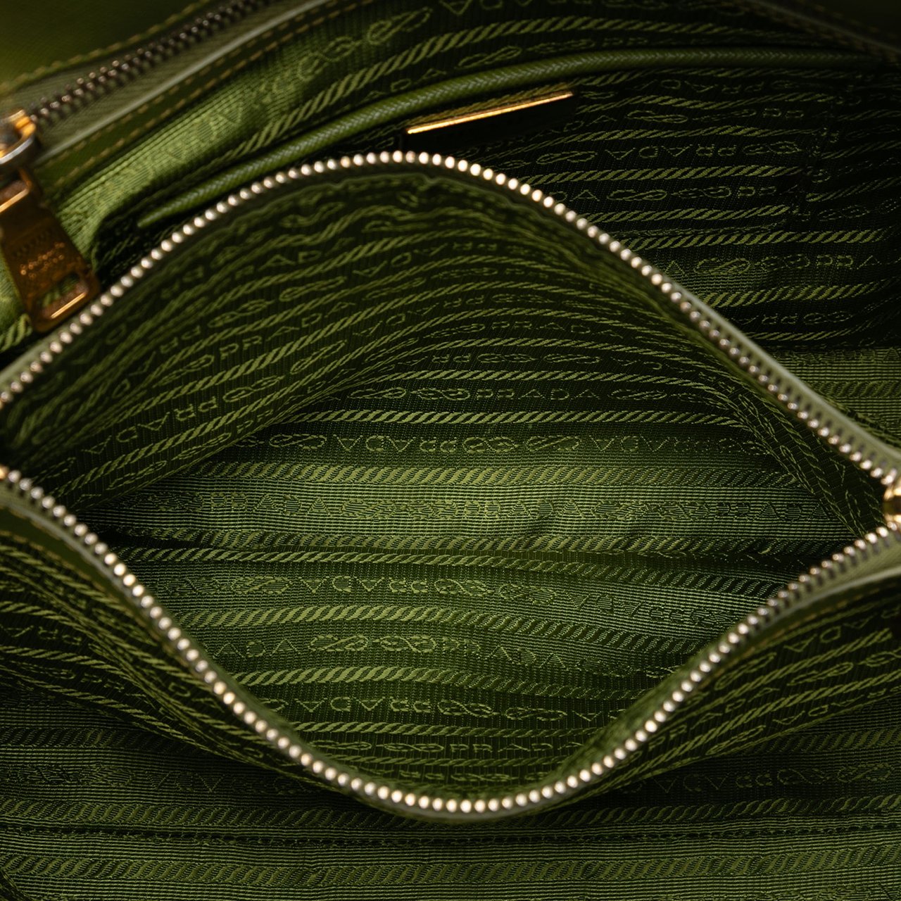 Prada Large Saffiano Lux Promenade Satchel Groen