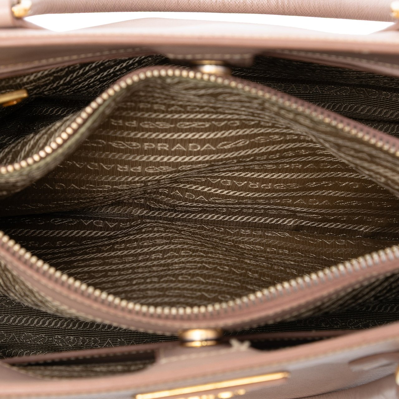 Prada Medium Saffiano Lux Galleria Tote Roze